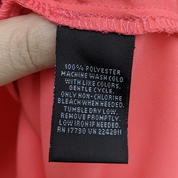 Coral short sleeve hi-low blouse - Picture 5 of 7